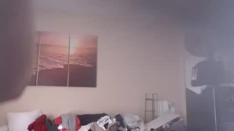 Snapshot of eyeswall0w chatting on October 2025 03:00:01 PM eyeswall0w online show from October 2025 03:00:01 PM