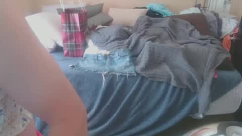 Snapshot of eyeswall0w chatting on February 2026 02:02:02 PM eyeswall0w online show from February 2026 02:02:02 PM