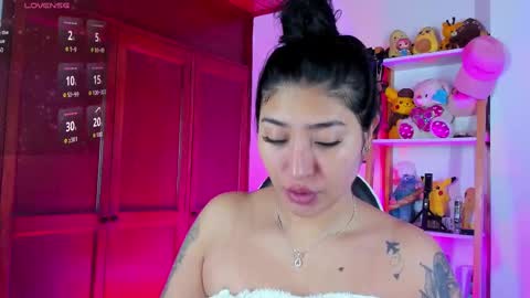 Emily online show from September 2025 02:54:01 PM