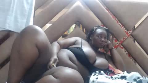 eyshaexotii online show from February 2026 05:04:01 AM