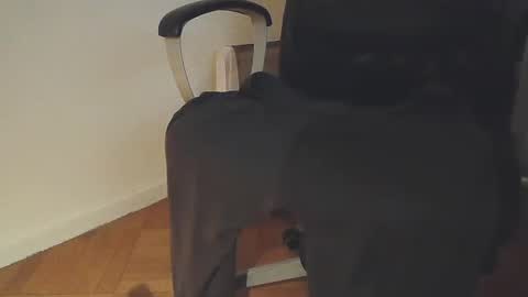 Snapshot of ezcoda chatting on January 2025 01:59:02 AM EZCODA online show from January 2025 01:59:02 AM