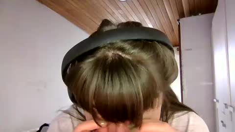 Snapshot of ezlngirl chatting on February 2025 07:33:02 PM Aimee online show from February 2025 07:33:02 PM