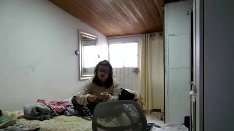 Snapshot of ezlngirl chatting on March 2025 06:54:01 PM Aimee online show from March 2025 06:54:01 PM