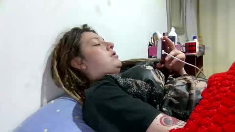 Snapshot of ezlngirl chatting on February 2026 01:31:01 AM Aimee online show from February 2026 01:31:01 AM