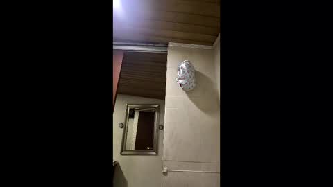 Snapshot of ezlngirl chatting on February 2026 06:32:02 AM Aimee online show from February 2026 06:32:02 AM