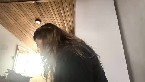 Snapshot of ezlngirl chatting on March 2026 06:42:02 PM Aimee online show from March 2026 06:42:02 PM