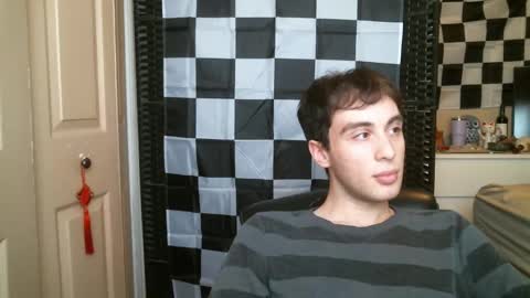 Snapshot of ezra_naamah chatting on January 2025 06:02:01 PM Ezra Naamah online show from January 2025 06:02:01 PM