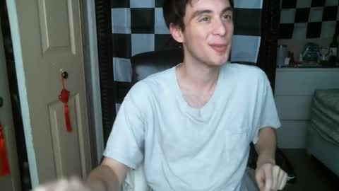 Snapshot of ezra_naamah chatting on February 2025 07:09:01 PM Ezra Naamah online show from February 2025 07:09:01 PM