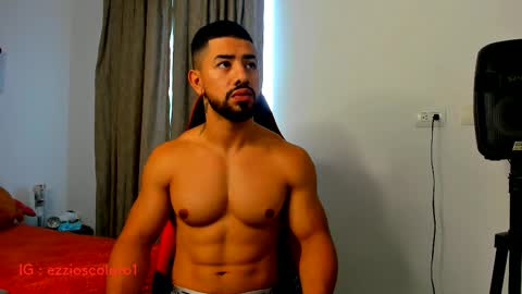 Ezzio Scolaro online show from November 2025 11:54:02 AM