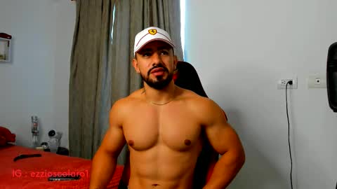 Ezzio Scolaro online show from November 2025 11:58:01 AM