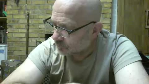 Snapshot of f1zzeek chatting on January 2026 09:02:02 PM f1zzeek online show from January 2026 09:02:02 PM