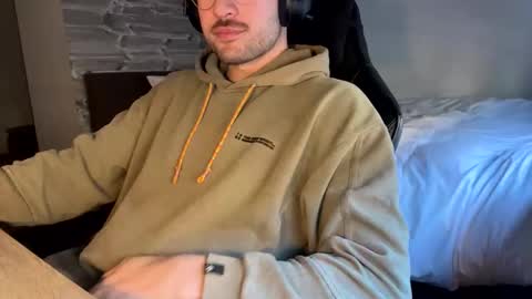 Call me bitch online show from December 2024 01:18:01 PM