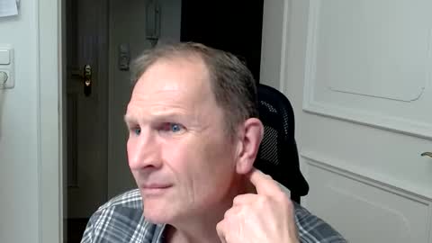 Fabian online show from May 2026 09:52:01 PM