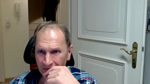 Fabian online show from June 2026 09:43:02 PM