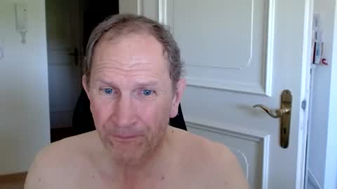 Fabian online show from June 2026 09:03:01 AM