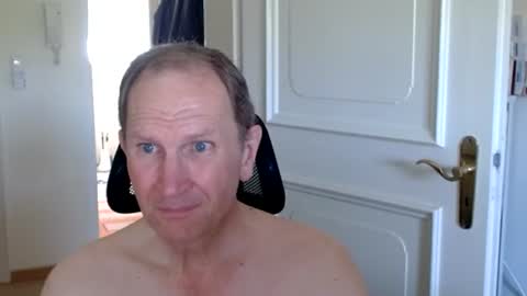 Fabian online show from June 2026 07:03:02 AM