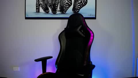 Snapshot of fabilatindick20 chatting on February 2026 05:28:02 AM Fabian online show from February 2026 05:28:02 AM