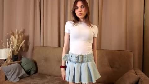 Rina online show from October 2025 08:32:01 PM