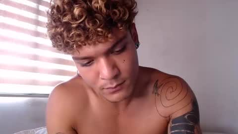 Snapshot of fabrizio_amery chatting on December 2024 07:11:02 PM - A N D E R online show from December 2024 07:11:02 PM