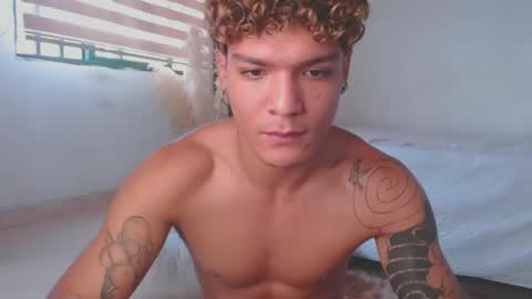 Snapshot of fabrizio_amery chatting on January 2025 06:38:02 PM - A N D E R online show from January 2025 06:38:02 PM