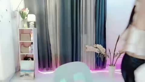 fabulous_sharpey online show from April 2026 01:42:02 PM