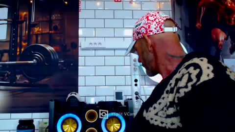 Snapshot of fabxxxl chatting on December 2024 09:01:02 AM fabxxxl online show from December 2024 09:01:02 AM