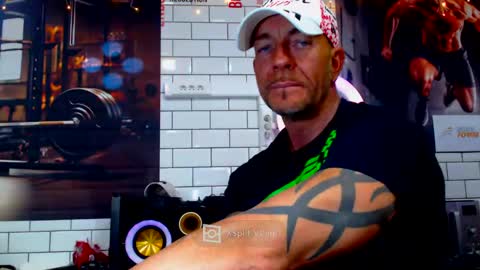 Snapshot of fabxxxl chatting on December 2024 08:23:02 AM fabxxxl online show from December 2024 08:23:02 AM