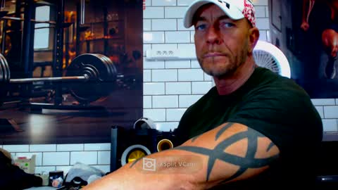 Snapshot of fabxxxl chatting on December 2024 08:18:01 AM fabxxxl online show from December 2024 08:18:01 AM