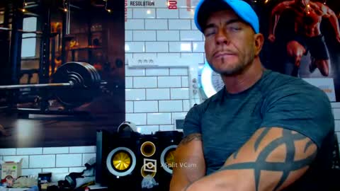 Snapshot of fabxxxl chatting on December 2024 08:24:01 AM fabxxxl online show from December 2024 08:24:01 AM