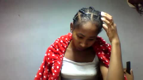 faiqua95 online show from April 2026 06:47:02 PM