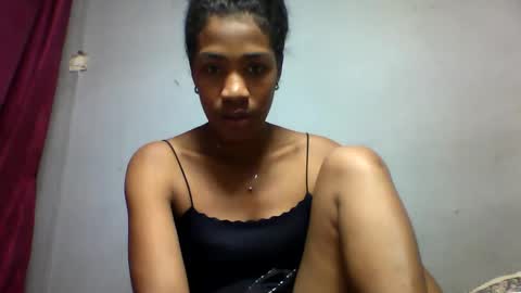 faiqua95 online show from May 2026 07:42:02 PM