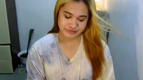 Snapshot of fairy_cuddle chatting on March 2026 09:51:02 PM call me shanaia online show from March 2026 09:51:02 PM