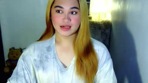 Snapshot of fairy_cuddle chatting on April 2026 01:15:01 AM call me shanaia online show from April 2026 01:15:01 AM