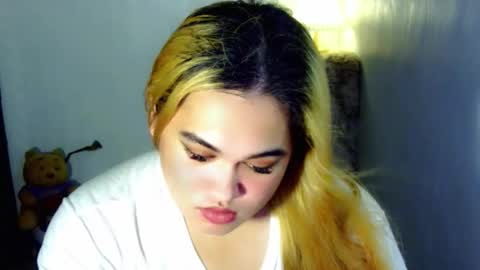 Snapshot of fairy_cuddle chatting on April 2026 06:36:01 AM call me shanaia online show from April 2026 06:36:01 AM