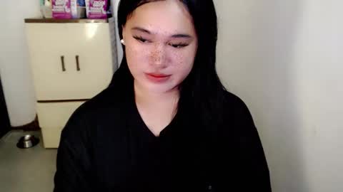 Snapshot of fairy_cuddle chatting on June 2026 04:50:02 PM call me shanaia online show from June 2026 04:50:02 PM