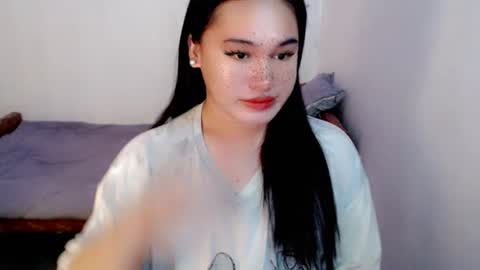 Snapshot of fairy_cuddle chatting on June 2026 07:05:02 PM call me shanaia online show from June 2026 07:05:02 PM