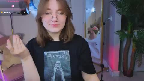 Snapshot of fairy_tara chatting on October 2025 05:48:02 AM Tara online show from October 2025 05:48:02 AM