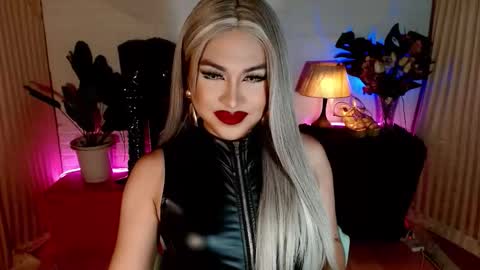 CLAUDIA VALVALERA online show from November 2025 08:24:01 AM