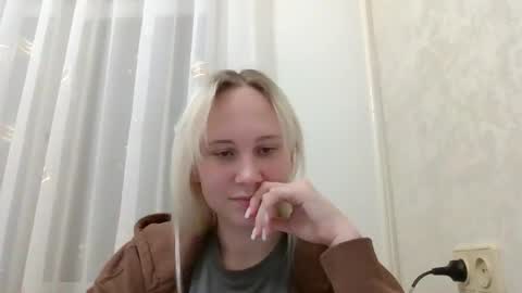 fairyfeller_ online show from October 2025 03:31:02 PM