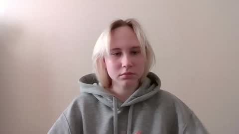 fairyfeller_ online show from October 2025 05:30:01 AM