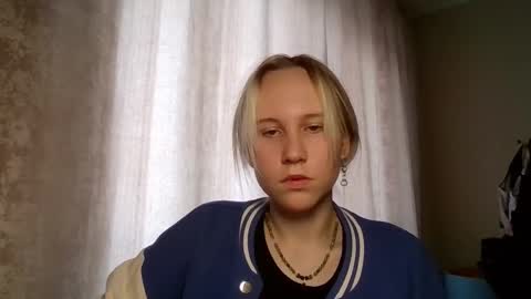 fairyfeller_ online show from October 2025 06:06:02 AM