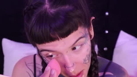 Fairy online show from January 2025 11:04:01 PM