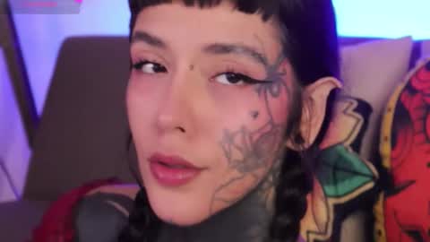 Fairy online show from November 2025 06:52:01 PM