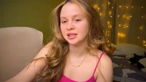 Snapshot of fairyilona chatting on February 2025 01:33:01 PM Ilona online show from February 2025 01:33:01 PM