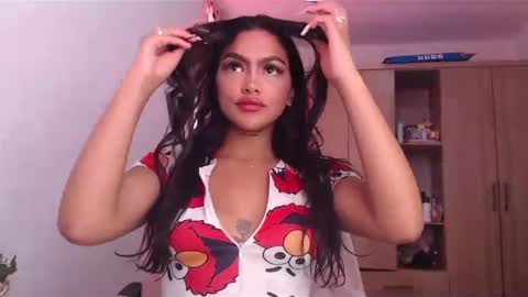 Snapshot of fairylatin chatting on December 2024 03:17:02 PM fairylatin online show from December 2024 03:17:02 PM