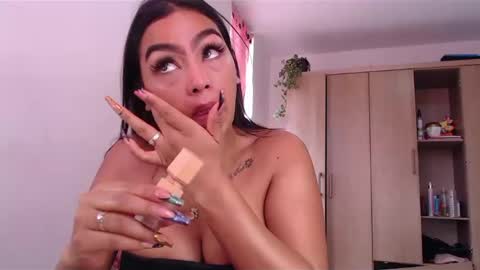 Snapshot of fairylatin chatting on January 2025 03:21:01 PM fairylatin online show from January 2025 03:21:01 PM