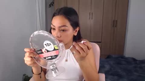 Snapshot of fairylatin chatting on March 2025 09:14:02 AM fairylatin online show from March 2025 09:14:02 AM