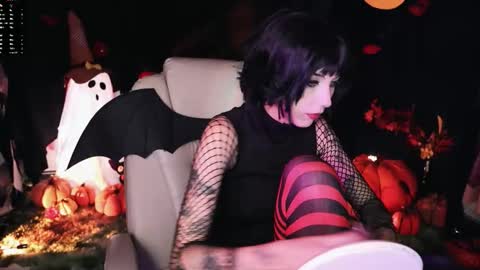 Snapshot of fairywhore chatting on October 2025 04:37:01 AM Jackie Cosplayer online show from October 2025 04:37:01 AM