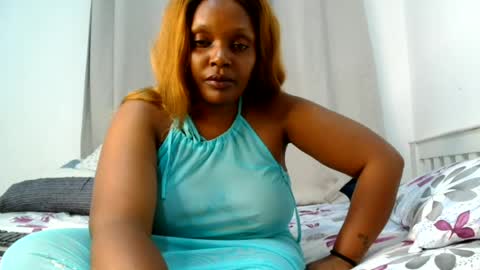 Snapshot of faithokoyo480 chatting on June 2026 06:32:01 PM raysa4421 online show from June 2026 06:32:01 PM