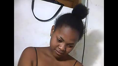 falielyse online show from September 2025 11:10:01 AM